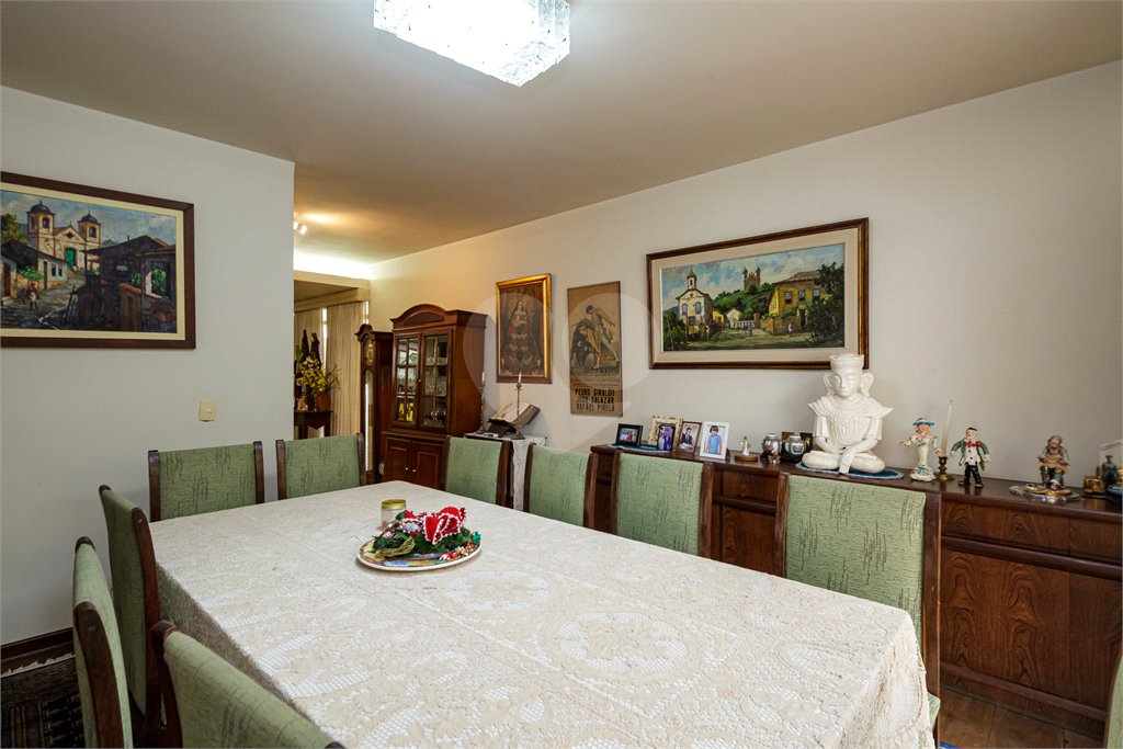 Casa de Vila para alugar com 4 quartos, sendo 1 suíte, em Granja Julieta, São Paulo, SP