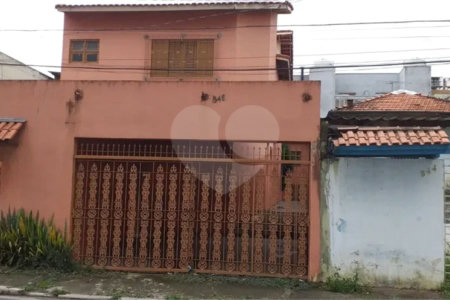 Casa à venda na Vila Carrão, 3 quartos (1 suíte)