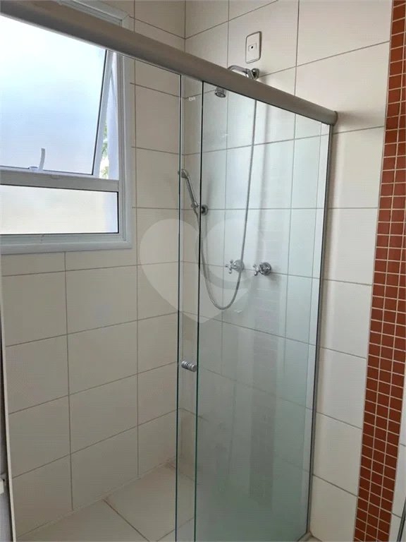 Casa para alugar com 3 suítes no condomínio Figueira Garden, Atibaia - SP