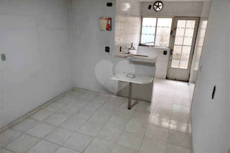 Sobrado à venda com 2 quartos em Água Fria, São Paulo, SP
