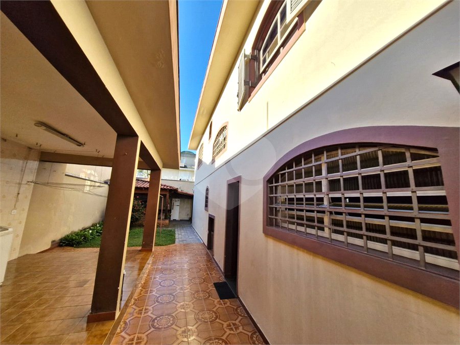 Casa à venda com 4 quartos, sendo 1 suíte, em Alto da Boa Vista, São Paulo, SP