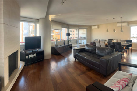 Apartamento à venda com 4 suítes em Vila Andrade, São Paulo, SP