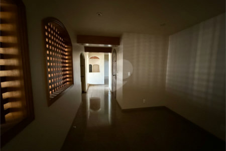 Apartamento à venda com 4 quartos, sendo 2 suítes, no Centro, Araraquara, SP