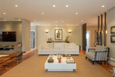 Casa à venda com 4 suítes no condomínio Outeiro, São Paulo - SP