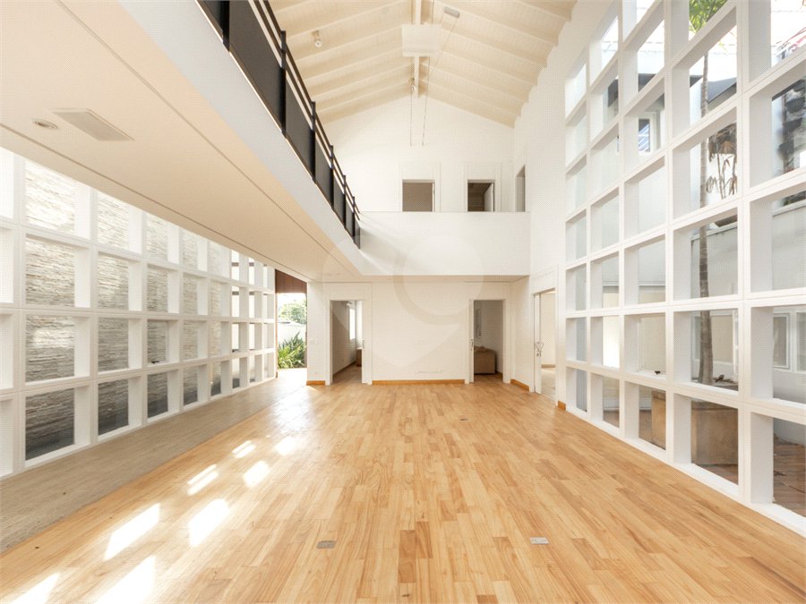 Casa com 4 quartos a venda Vila Nova Conceição, São Paulo - SP