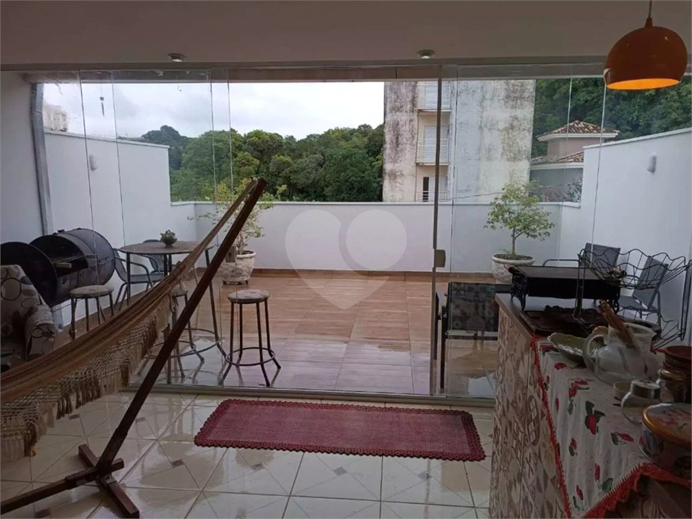 Sobrado à venda com 3 quartos, sendo 1 suíte, em Jardim Karolyne, Votorantim, SP