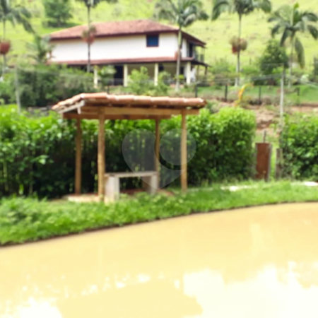 Chácara à venda com 4 quartos no Centro, São José dos Campos, SP