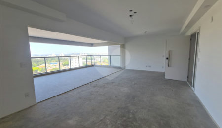 Apartamento à venda com 3 suítes em Jardim Marajoara, São Paulo, SP