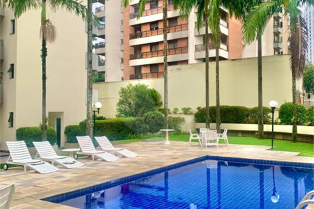Apartamento à venda com 2 quartos, sendo 1 suíte,  em Real Parque, São Paulo, SP