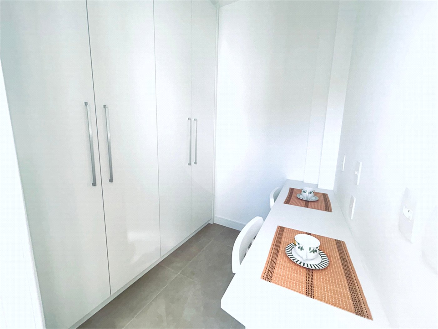 Apartamento à venda com 2 quartos, sendo 1 suíte, em Grajaú, Rio de Janeiro, RJ