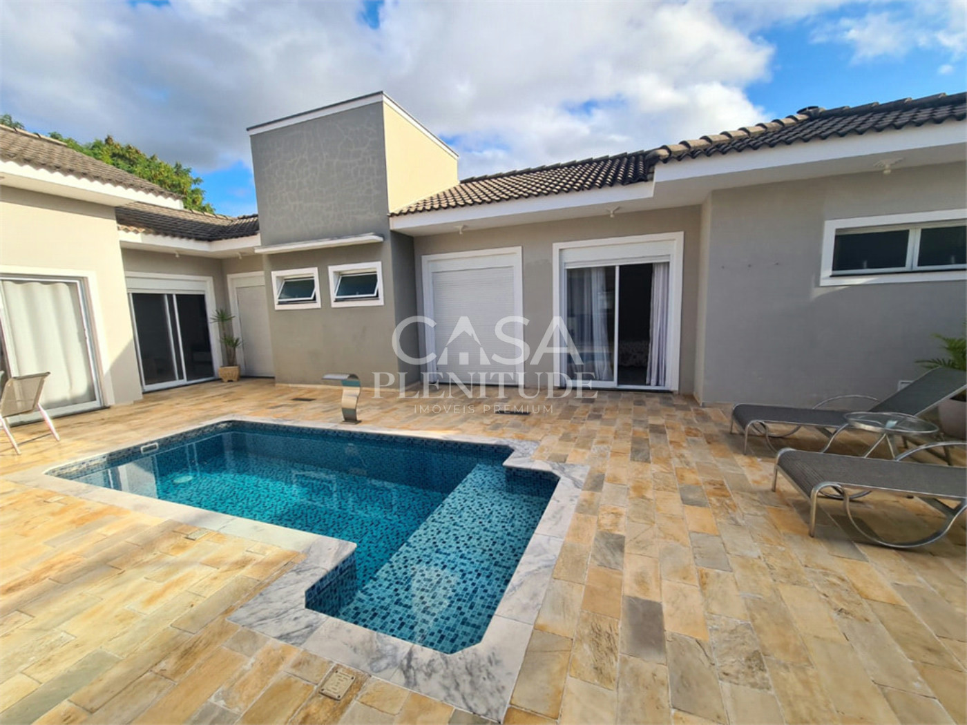 Casa em condomínio à venda com 3 suítes em Lago Azul, Araçoiaba da Serra, SP