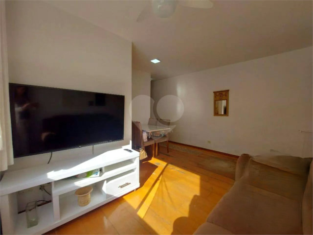 Apartamento à venda com 2 quartos em Jardim Regina, São Paulo, SP