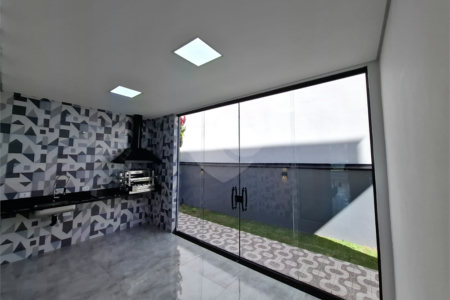 Casa à venda ou para alugar com 3 suítes no condomínio Residencial Veredas, Mogi das Cruzes - SP