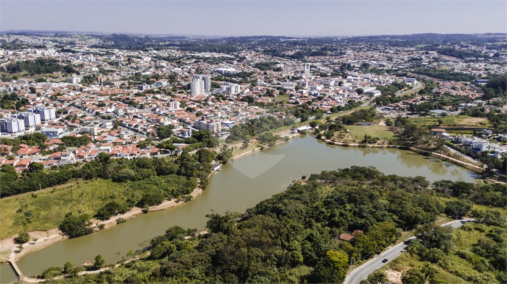 Terreno à venda no condomínio Recanto dos Paturis, Vinhedo - SP