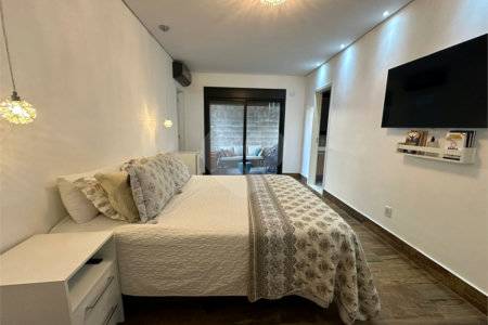 Casa à venda com 3 suítes no condomínio Estância Marambaia, Vinhedo - SP