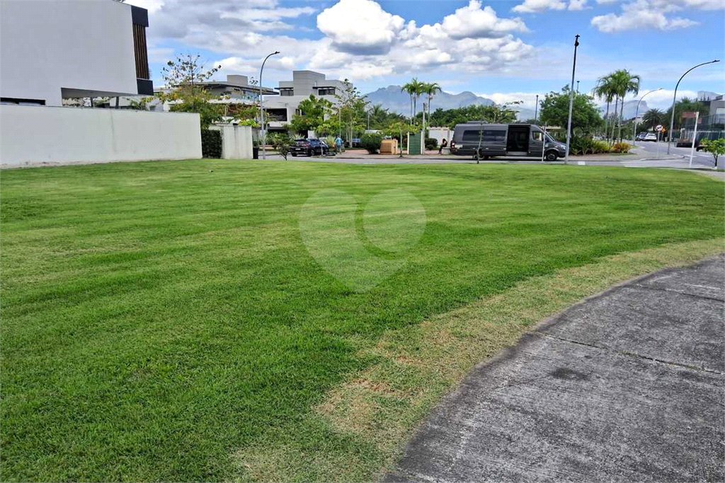 Terreno à venda com 1 suíte, em Barra da Tijuca, Rio de Janeiro, RJ