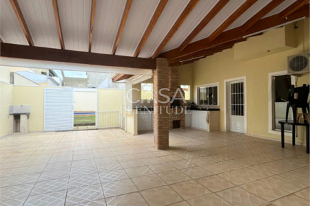 Casa em condomínio à venda com 3 quartos, sendo 1 suíte, no Centro, Araçoiaba da Serra, SP