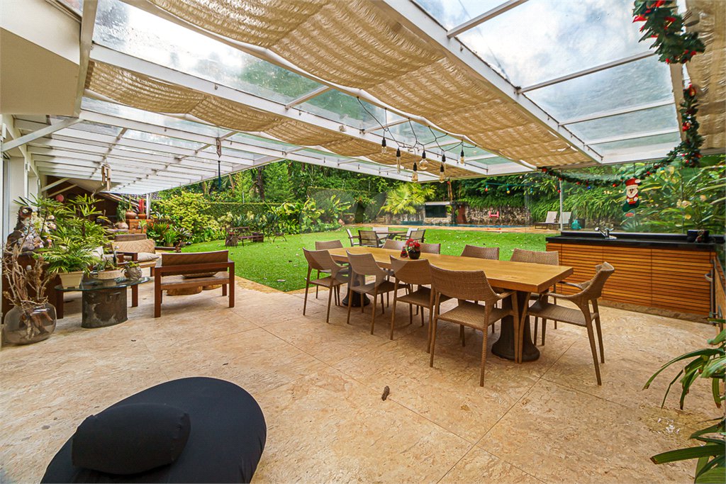 Casa à venda com 5 suítes em Jardim Morumbi, São Paulo, SP