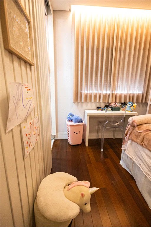 Apartamento à venda com 5 quartos, sendo 4 suítes, em Parque Reboucas, São Paulo, SP