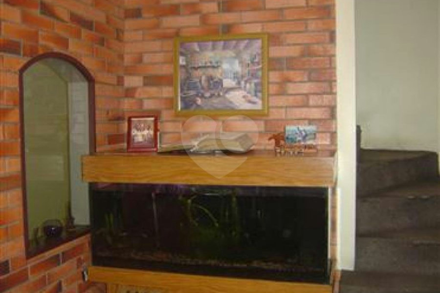 Sobrado à venda com 5 quartos, sendo 1 suíte, em Vila Nova Cachoeirinha, São Paulo, SP