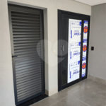 Casa à venda com 3 quartos, sendo 1 suíte,  no condomínio Madre Maria Vilac, Valinhos - SP