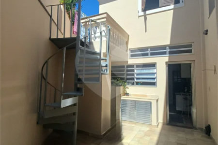 Sobrado à venda com 4 quartos, sendo 2 suítes, em Água Fria, São Paulo, SP