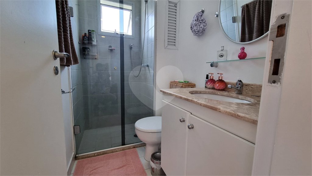Apartamento à venda com 3 quartos, sendo 1 suíte, em Jardim Marajoara, São Paulo, SP
