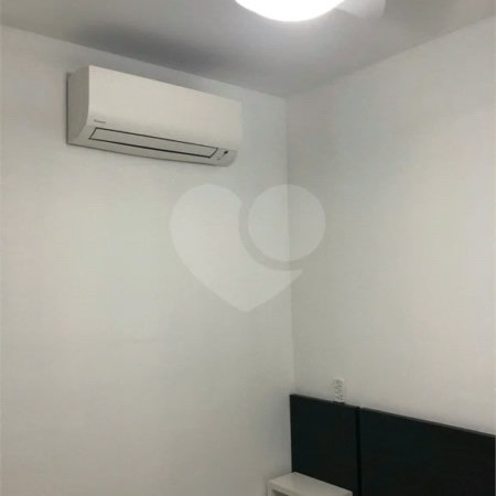 Apartamento à venda com 2 quartos, sendo 1 suíte,  em Campo Belo, São Paulo, SP