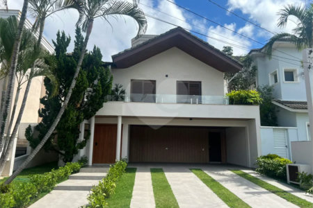 Casa à venda com 4 suítes no condomínio Alphaville 3, Santana de Parnaíba - SP