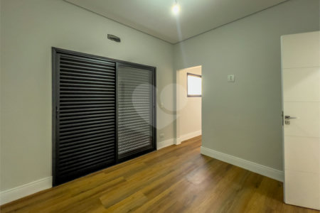 Casa à venda com 3 suítes em Jardim Paulista, Atibaia, SP