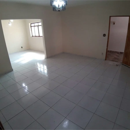 Casa à venda com 3 quartos, sendo 1 suíte,  em Vila Gomes, São Paulo, SP