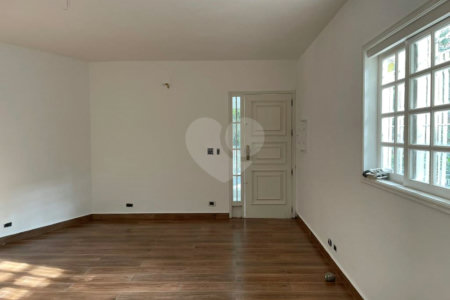 Casa à venda com 3 quartos, sendo 2 suítes, em Tucuruvi, São Paulo, SP