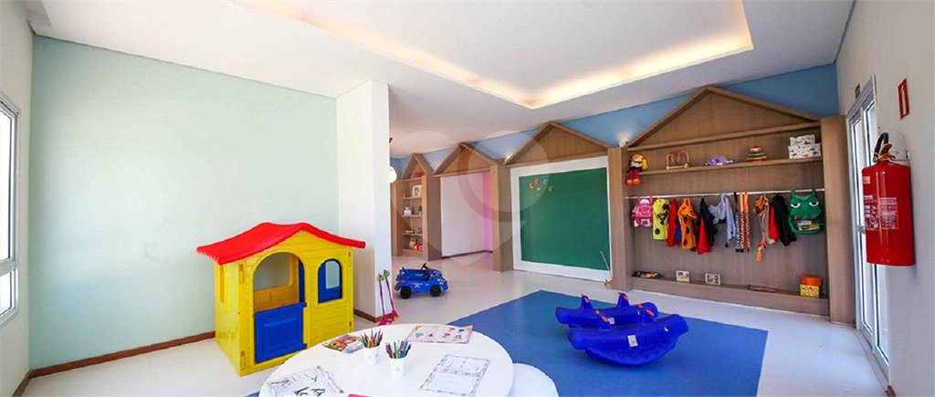 Apartamento à venda com 3 quartos, sendo 1 suíte,  em Vila Suissa, Mogi das Cruzes, SP