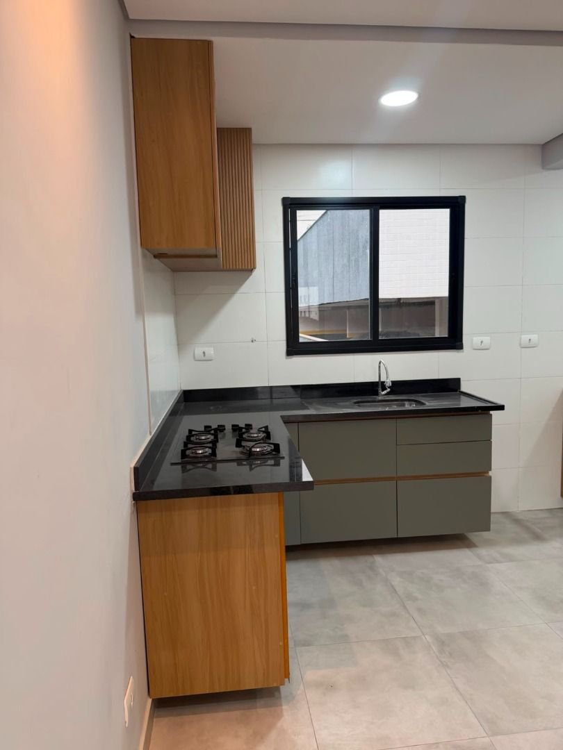 Casa com 2 dormitórios à venda, 116 m² por R$ 650.000,00 - Marapé - Santos/SP