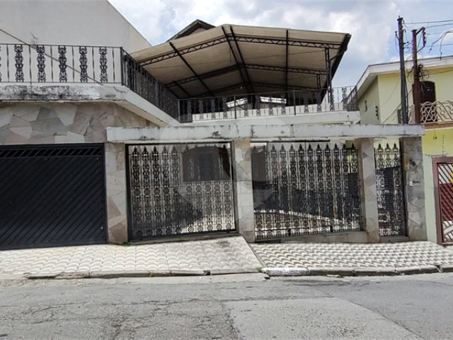 Casa Térrea à venda com 3 quartos, sendo 2 suítes,  em Horto, São Paulo, SP