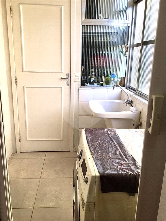 Apartamento à venda com 3 quartos, sendo 1 suíte, em Pinheiros, São Paulo, SP
