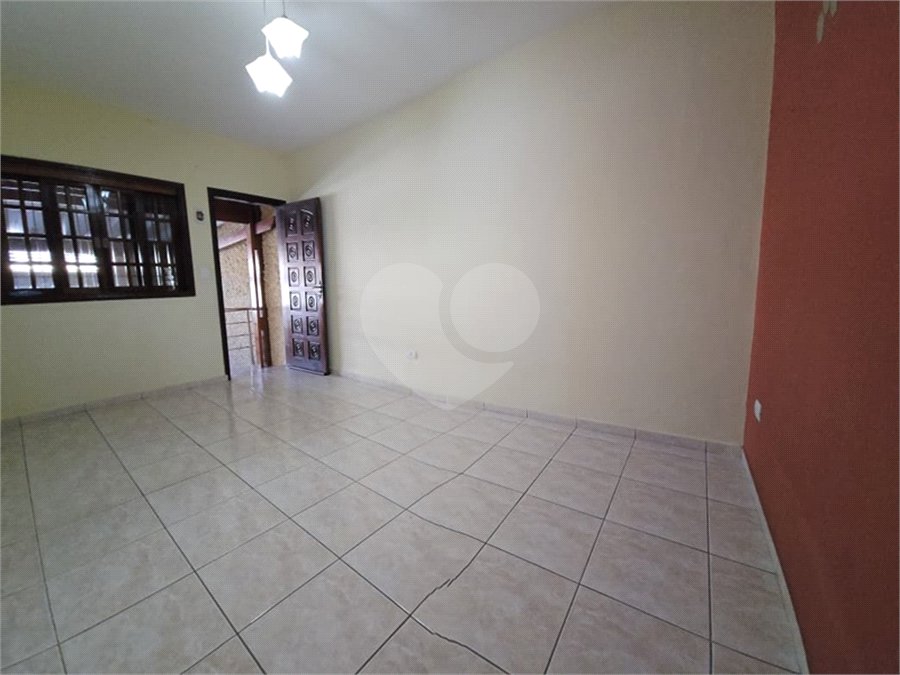 Casa à venda com 3 quartos, sendo 1 suíte, em Imirim, São Paulo, SP