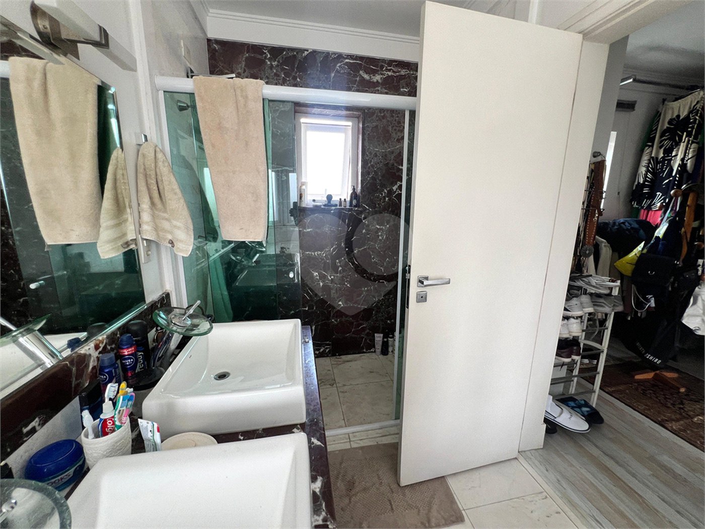 Casa à venda com 3 suítes no condomínio Quinta de Santo Antônio, São Paulo - SP