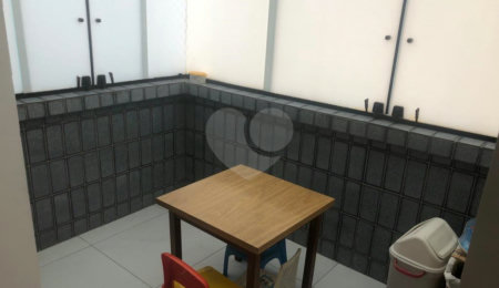 Duplex à venda com 5 quartos, sendo 4 suítes,  em Aviação, Praia Grande, SP