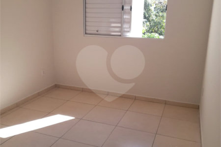 Sobrado à venda com 2 suítes em Jardim Nely, Indaiatuba, SP