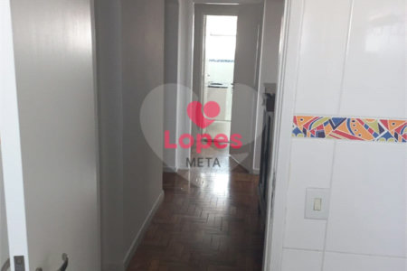 Apartamento à venda com 4 quartos, sendo 2 suítes,  em Vila Adyana, São José dos Campos, SP