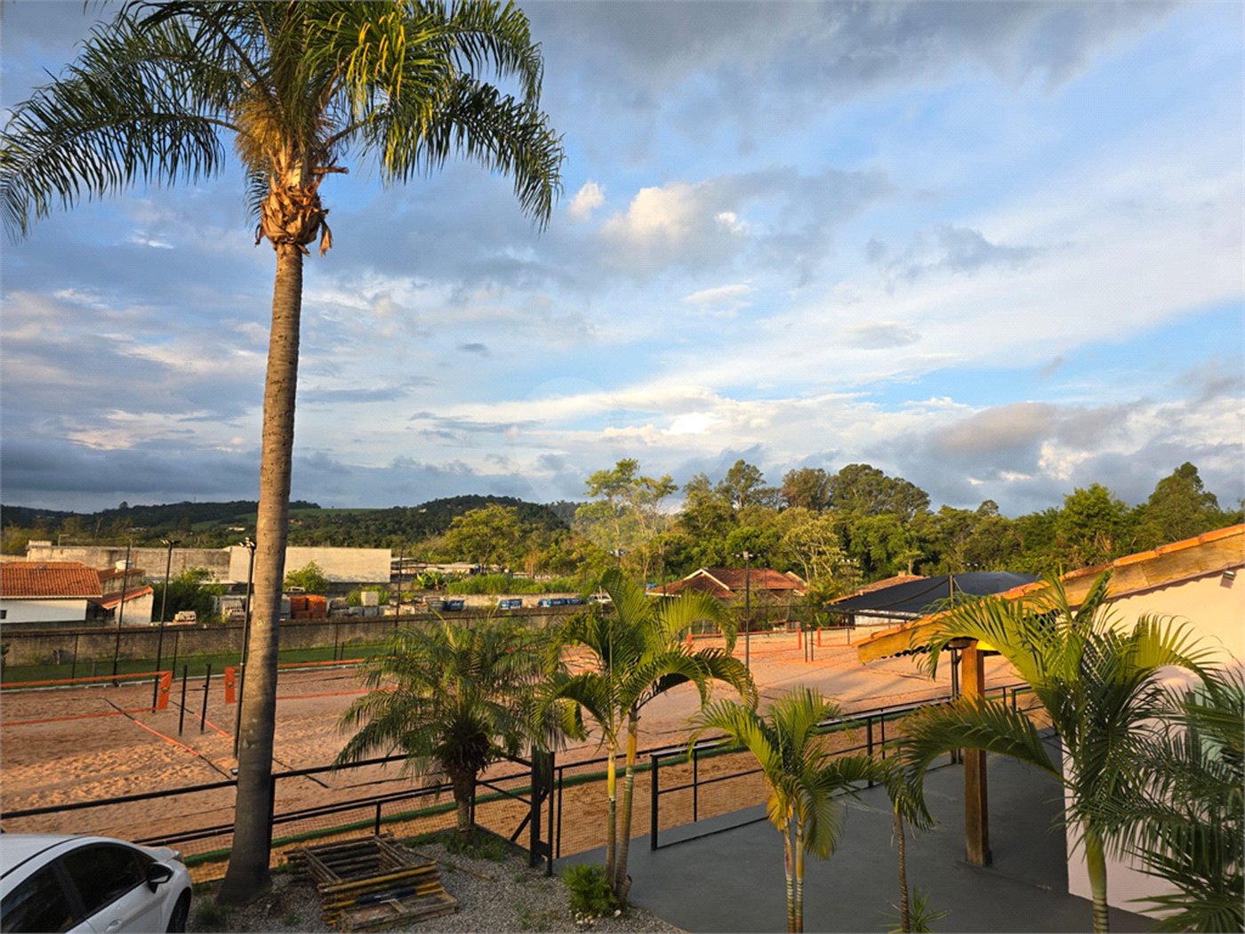 Casa à venda com 2 quartos em Ressaca, Atibaia, SP