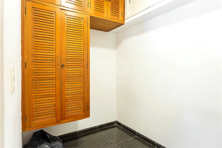 Apartamento à venda com 4 suítes em Campo Belo, São Paulo, SP