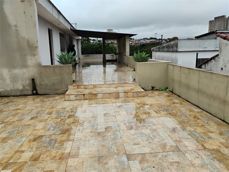 Sobrado à venda com 3 quartos, sendo 1 suíte,  em Jardim Jabaquara, São Paulo, SP