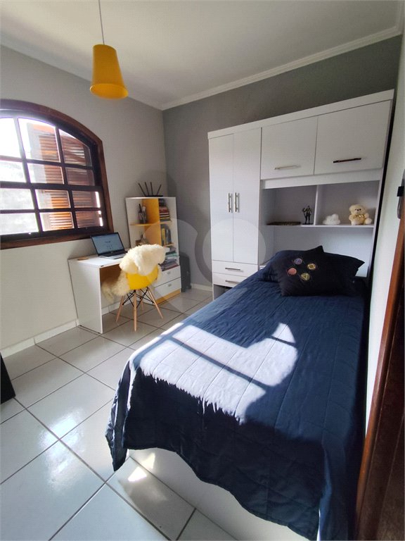 Casa à venda com 2 quartos em Residencial Colinas, Mogi das Cruzes, SP