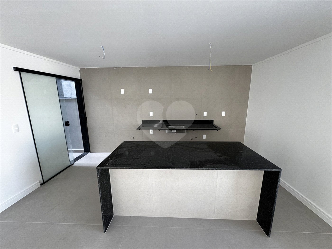 Casa à venda com 3 suítes, no condomínio Grand Park, Rio de Janeiro - RJ