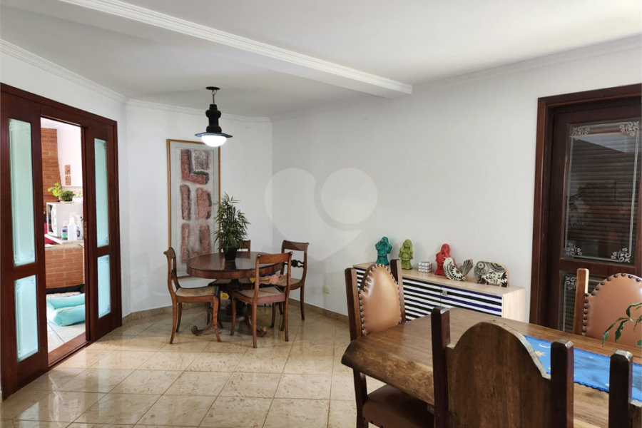 Casa à venda com 5 suítes no condomínio Suíça da Cantareira, Mairiporã - SP