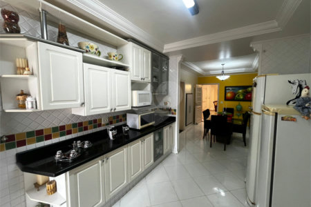 Casa à venda com 6 quartos, sendo 3 suítes, no Centro, Itapetininga, SP