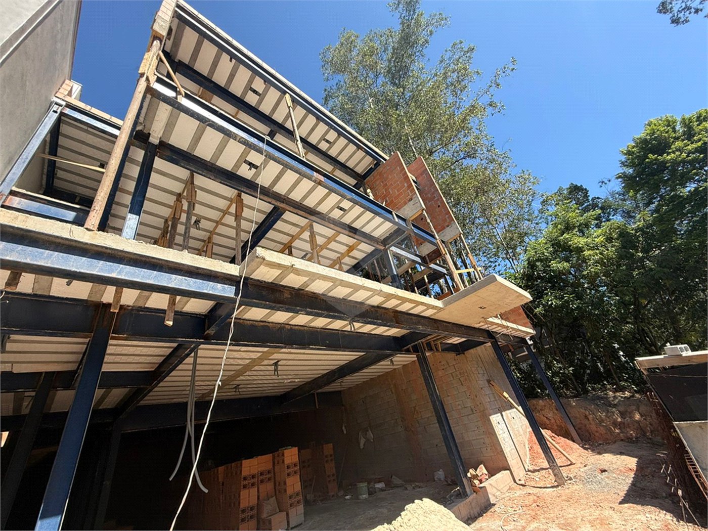 Casa à venda com 4 suítes no condomínio Reserva Cantareira, São Paulo - SP