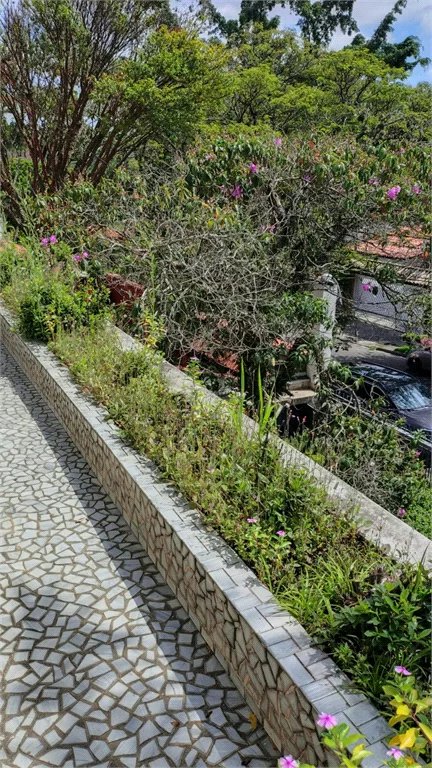 Casa à venda com 4 suítes em Vila Pirajussara, São Paulo, SP